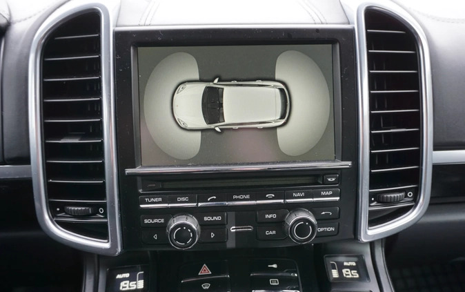 Porsche Cayenne cena 79900 przebieg: 240000, rok produkcji 2010 z Działoszyn małe 277